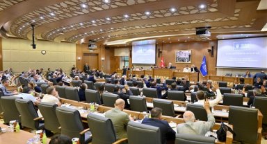 Bursa Büyükşehir Belediye Meclisi’nden Bursaspor’a destek
