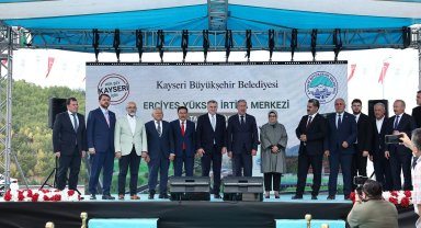 Erciyes Yüksek İrtifa Kamp Merkezi, düzenlenen törenle tanıtıldı