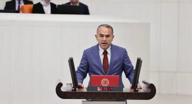 Ergin: Depremzedelere maliyet bilgisi olmayan bedelsiz konut sözleşmeleri imzalatıldı