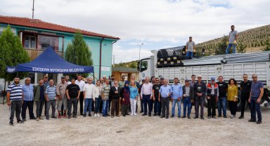 Eskişehir Büyükşehir Belediyesinden hayvan yetiştiricilerine destek