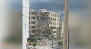 Hatay'da kontrollü yıkım sırasında faciadan dönüldü