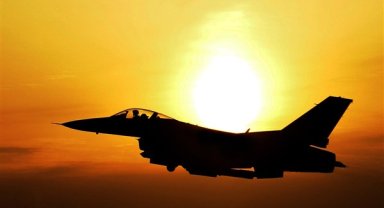 IDF: Savaş uçakları Hizbullah mensuplarının faaliyet gösterdiği binaya saldırdı