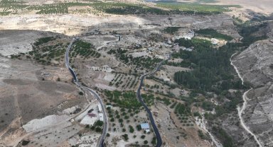 Muğla Büyükşehir Belediyesi, kırsaldaki yol ağlarını güçlendiriyor