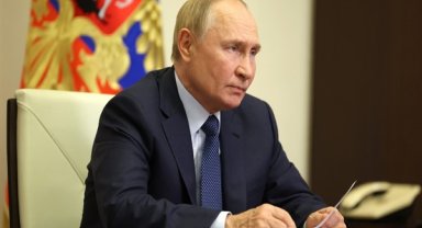 Rusya Devlet Başkanı Putin, ekonomi konulu video konferans toplantısına başkanlık etti