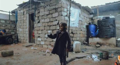 UNRWA: Lübnan'da İsrail'in saldırıları nedeniyle insanlar yerlerinden ediliyor