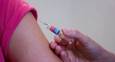 Üsküdar'da ücretsiz uygulanacak HPV aşısı için başvurular alınmaya başlandı