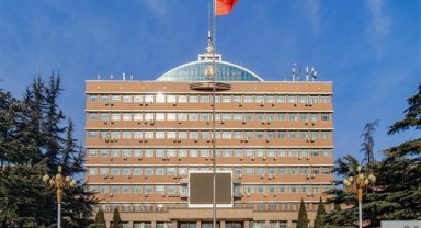 Xi, Çin İletişim Üniversitesi'nin öğretmen ve öğrencilerini kutladı