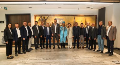 Yılın ahisinden Uşak Belediyesine ziyaret