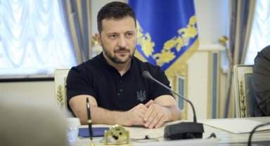 Zelenski: Geçen gece Rus ordusu 56 insansız hava aracı fırlattı