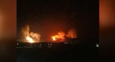 ABD Husiler'in Yemen'deki silah depolarını bombaladı