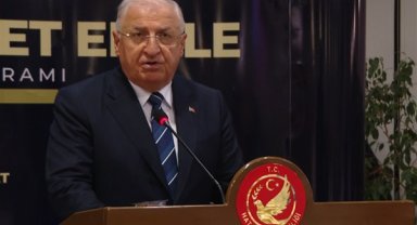 Bakan Güler, Kosova Barış Gücü Komutanlığı’nın devir-teslim törenine katıldı