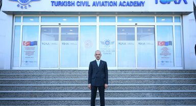 Bakan Uraloğlu'ndan Şanlıurfa'ya 2 yeni iç hat müjdesi