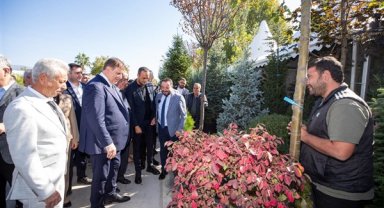 Başkan Tugay: Birlik ve beraberlik içinde bu kumpasları darmadağın edeceğiz
