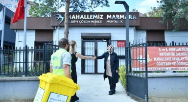 Beylikdüzü’ndeki mahalle muhtarlıklarına “Atık Yağ Toplama Kutusu” yerleştirildi