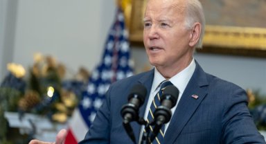 Biden: Demokratlar veya Cumhuriyetçiler yok, sadece Amerikalılar var