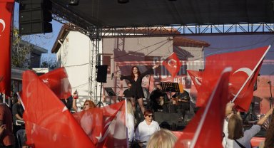 Cumhuriyet Her Yerde etkinliği, Çeşme Germiyan Mahallesi’nde yapıldı