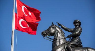 İzmir’de Cumhuriyet Bayramı hazırlıkları tamamlandı
