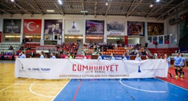 İzmir tribünlerinden toplumsal cinsiyet eşitliği mesajı