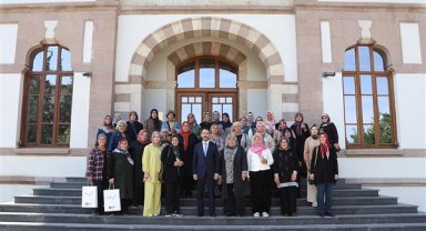 Konya Büyükşehir Belediyesi, kadın çiftçileri buluşturdu