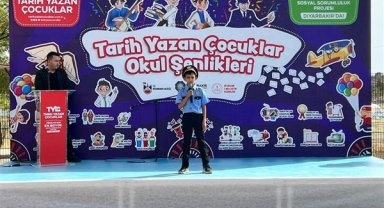 Korkmaz: Diyarbakır'da pek çok okulda kitaplarımız okunuyor