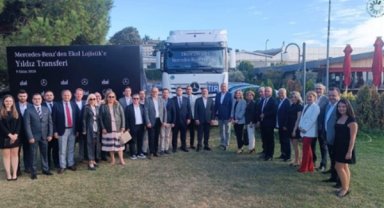 Mengerler Ticaret'in Mercedes-Benz Actros 1848 LS çekici teslimat töreni yapıldı