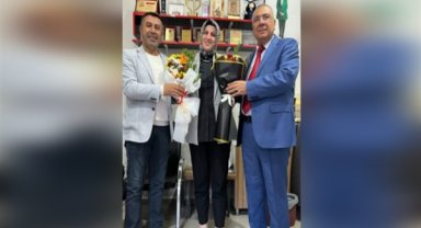 Muradiye muhtarı Demir'e Muhtarlar Günü ziyareti