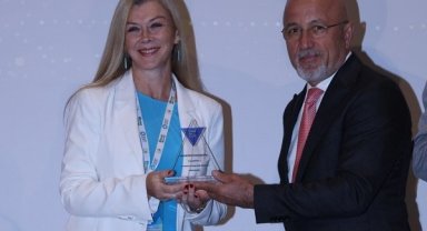 Muratbey Gıda, Güvenilir Ürün Zirvesi'nden iki prestijli ödülle döndü