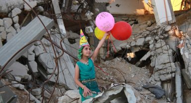 UNRWA ekipleri, Gazze'de çocuklar için eğlenceli etkinlikler düzenliyor