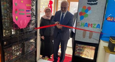 Afyonkarahisar'da İlk Seccadem ve İlk Namaz isimli sergi açıldı