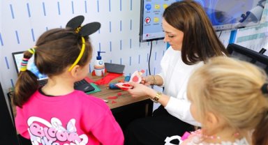 Çocuklar, Bilim Samsun merkezinde vakit geçiriyor