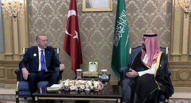 Cumhurbaşkanı Erdoğan, Suudi Arabistan Veliaht Prensi Selman ile görüştü