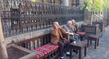 Dengbej Evi'nde 25 dengbej sanatçısı dinleyiciyle buluşuyor