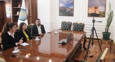 Diyarbakır Büyükşehir Belediyesi Eş Başkanları, Rennes Belediyesi Başkanı ile görüştü