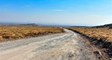 Diyarbakır Büyükşehir, yaylalara yol açma çalışmalarını sürdürüyor