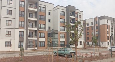 Diyarbakır'da depremzedelerin evlerinde su ve doğal gaz kullanamadığı iddiası