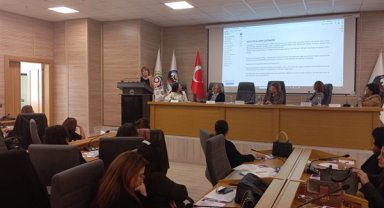 Diyarbakır’da kadının ekonomiye katılımı tartışıldı
