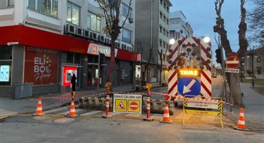 Eskişehir Büyükşehir, asfalt çalışması ve refüj düzenlemesi çalışmalarına başladı