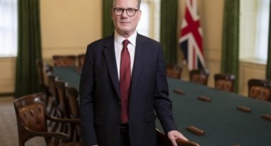 Starmer, Çin Devlet Başkanı Xi Jinping ile bir araya geldi