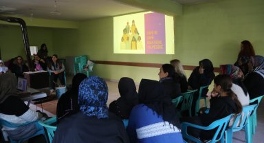 Tuşba’da kadınlara yönelik şiddetle mücadele, sağlık ve hukuk atölyesi
