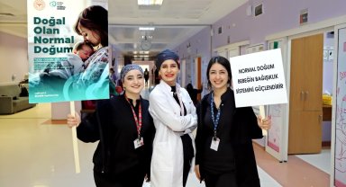 21–28 Nisan Ebeler Haftası'nda ebelerden normal doğum mesajı