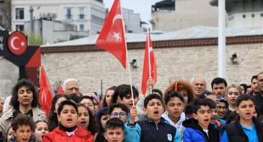 23 Nisan Ulusal Egemenlik ve Çocuk Bayramı Taksim’de kutlandı