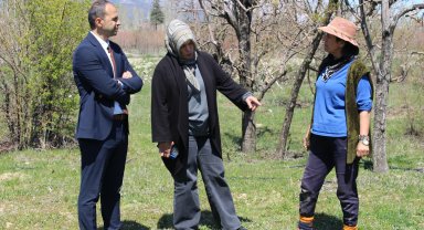 Antalya'da çiftçilere biyolojik mücadeleye ilişkin eğitimler düzenlendi