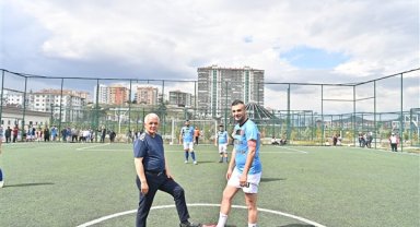 Başkan Şahin, Divriği Turnuvası’nın başlangıç vuruşunu yaptı