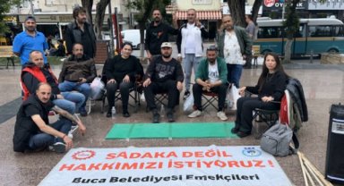 Buca Belediyesi'nde çalışan işçilerden oturma eylemi