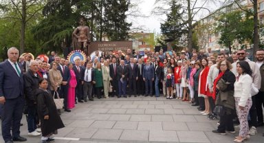 Çorlu'da 23 Nisan törenle kutlandı