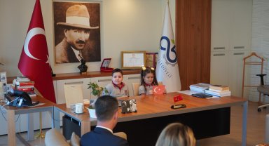 Çorlu’da başkanlık makamı İrem ve Kerem’e emanet