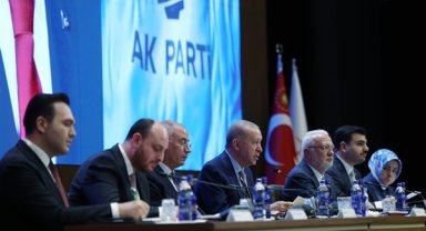 Cumhurbaşkanı Erdoğan'ın başkanlığında AK Parti MKYK toplandı