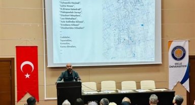 Dicle Üniversitesi’nde “Myra-Andriake Kazıları” konferansı düzenlendi
