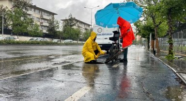 DİSKİ ekipleri kentin stratejik noktalarında çalışmalarına devam ediyor