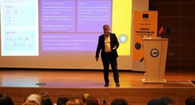 DÜ’de “Medya Okuryazarlığı ve Dezenformasyonla Mücadele Eğitimi” düzenlendi